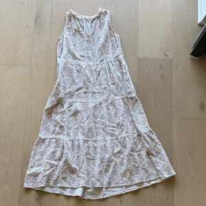 Chic Cream Sleeveless Maxi Dress